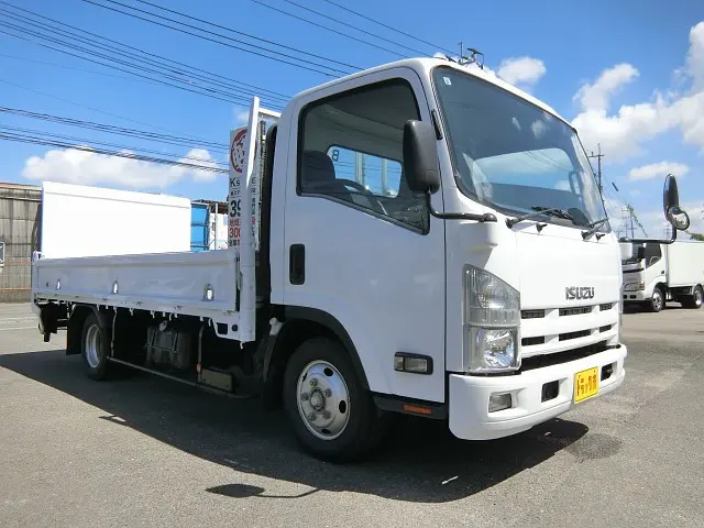いすゞ エルフ BDG-NPR85AN(2WD)の写真6