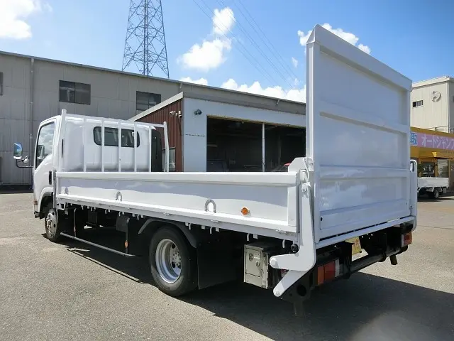 いすゞ エルフ BDG-NPR85AN(2WD)の写真7