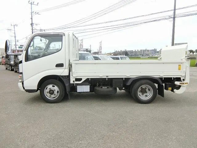 トヨタ ダイナ PB-XZU304(2WD)の写真9