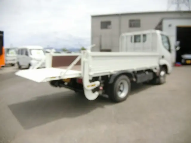 トヨタ ダイナ PB-XZU304(2WD)の写真11