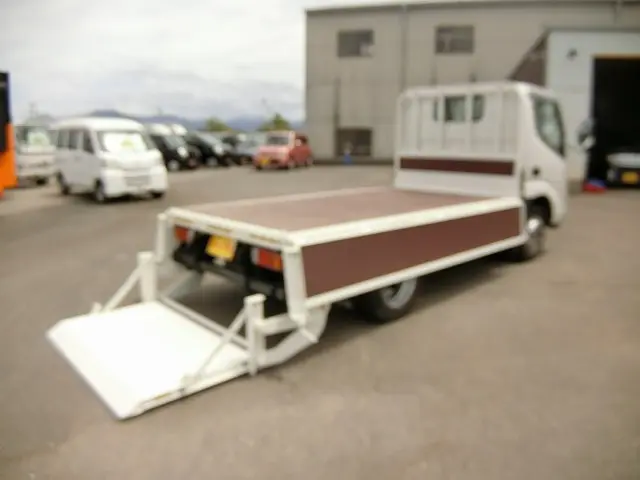 トヨタ ダイナ PB-XZU304(2WD)の写真13