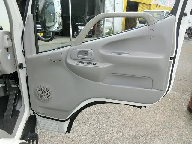 トヨタ ダイナ PB-XZU304(2WD)の写真31