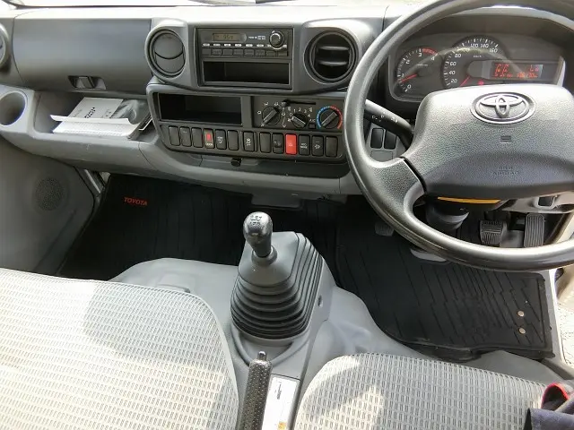 トヨタ トヨエース TKG-XZC605(2WD)の写真20