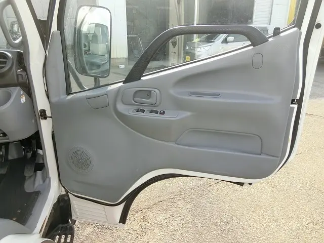 トヨタ トヨエース TKG-XZC605(2WD)の写真22