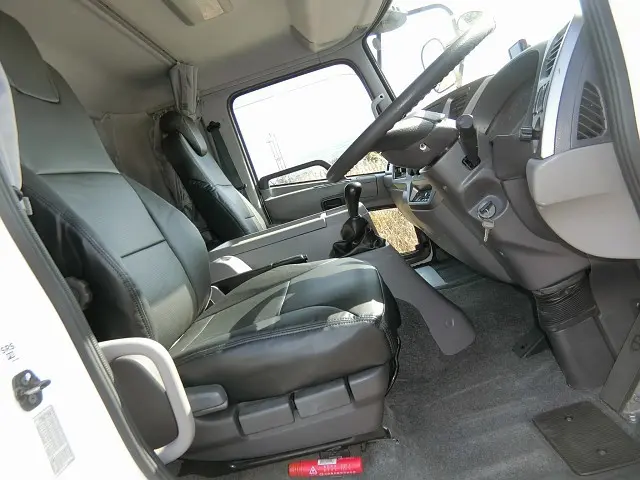 ＵＤ コンドル TKG-MK38L(2WD)の写真3