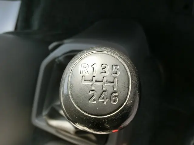 ＵＤ コンドル TKG-MK38L(2WD)の写真28