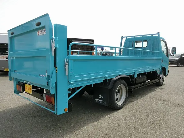 トヨタ トヨエース PB-ZXU346(2WD)の写真2