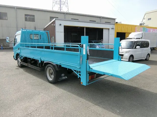 トヨタ トヨエース PB-ZXU346(2WD)の写真13