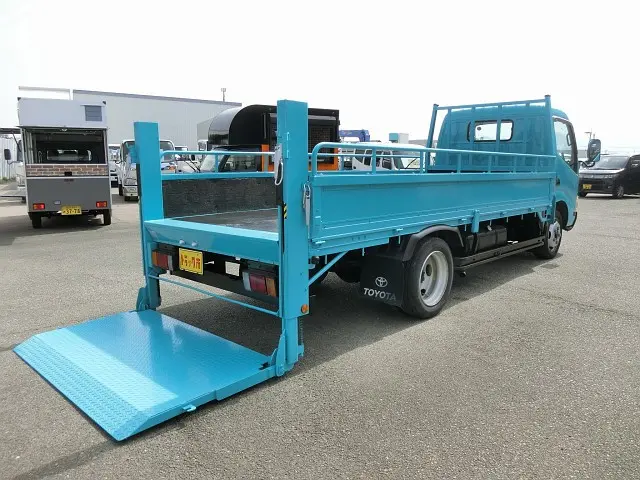 トヨタ トヨエース PB-ZXU346(2WD)の写真14