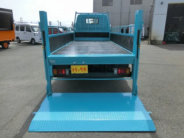 トヨタ トヨエース PB-ZXU346(2WD)の写真15