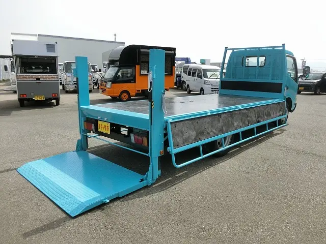 トヨタ トヨエース PB-ZXU346(2WD)の写真17