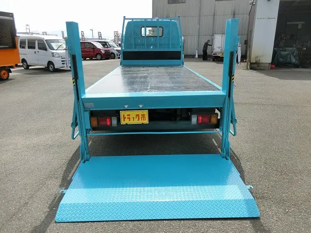 トヨタ トヨエース PB-ZXU346(2WD)の写真18