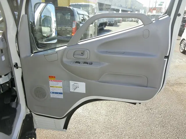 日野 デュトロ BDG-XZU344M(2WD)の写真23