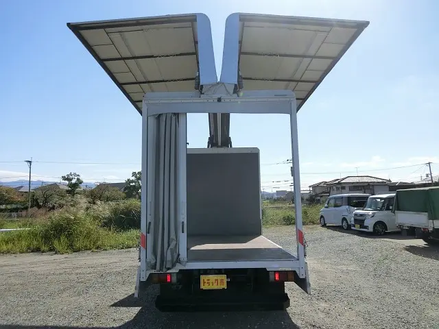 いすゞ エルフ PB-NPR81AN(2WD)の写真16