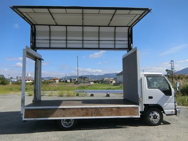 いすゞ エルフ PB-NPR81AN(2WD)の写真18