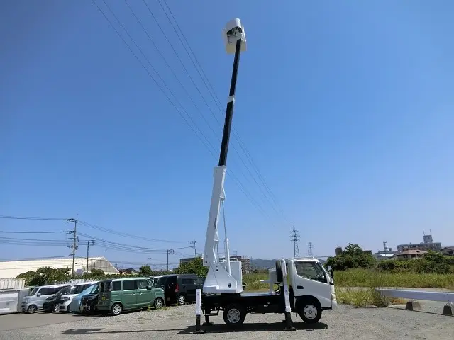 日野 デュトロ BDG-XZU304E(2WD)の写真11