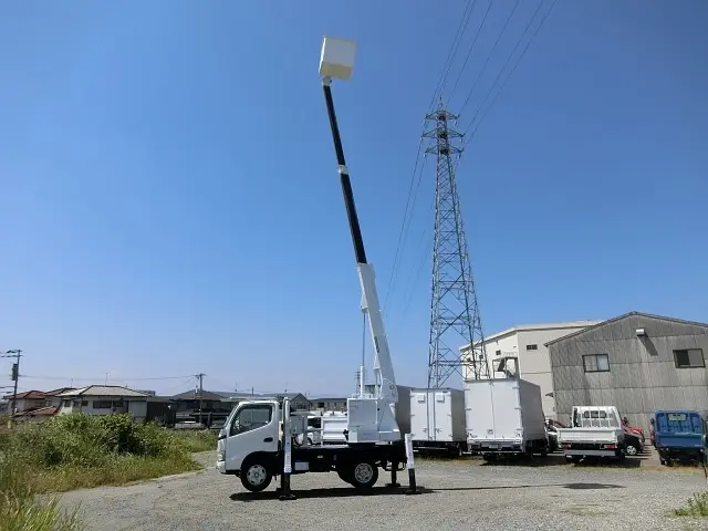 日野 デュトロ BDG-XZU304E(2WD)の写真12