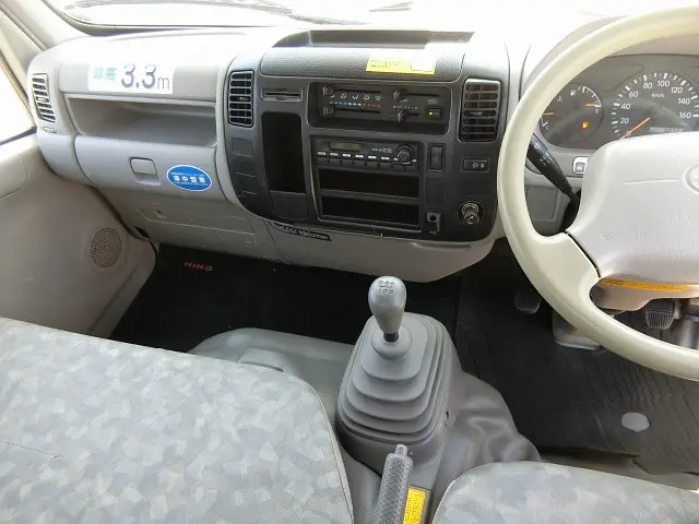 日野 デュトロ BDG-XZU304E(2WD)の写真19
