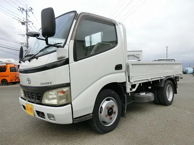 トヨタ トヨエース PB-XZU301(2WD)の写真1