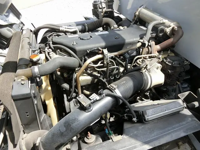 いすゞ エルフ PA-NPR81N(2WD)の写真5