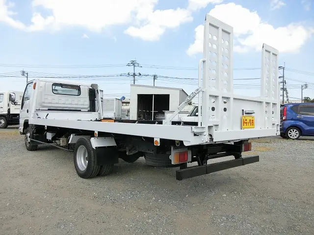 いすゞ エルフ PA-NPR81N(2WD)の写真7