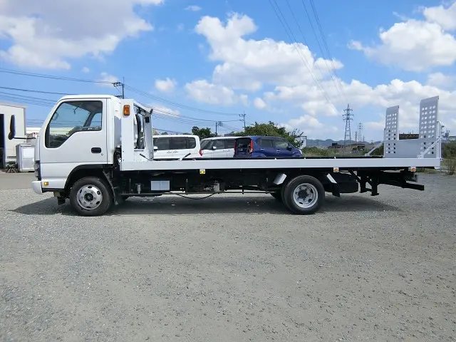 いすゞ エルフ PA-NPR81N(2WD)の写真9