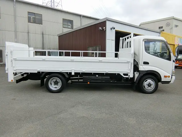トヨタ ダイナ BKG-XZU414(2WD)の写真8