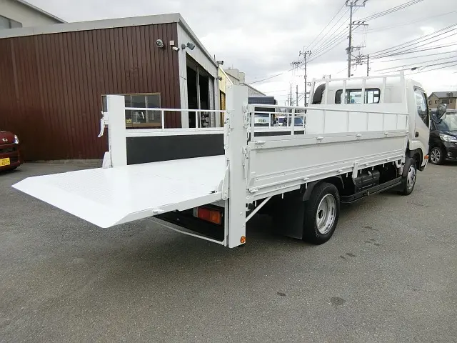 トヨタ ダイナ BKG-XZU414(2WD)の写真11