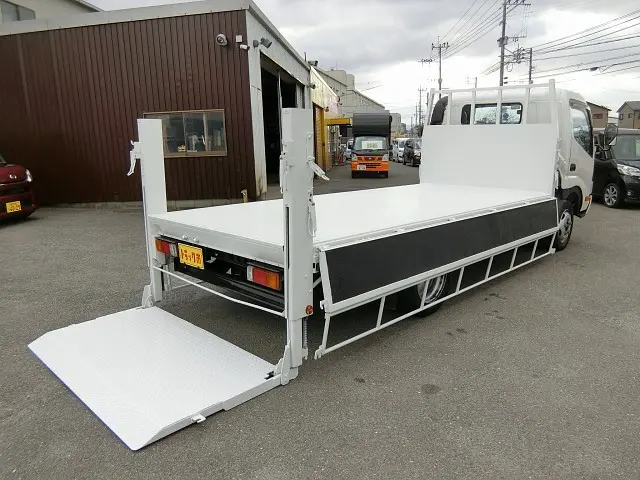 トヨタ ダイナ BKG-XZU414(2WD)の写真20