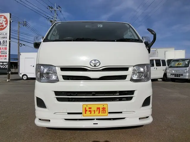 トヨタ ハイエースレジアス QDF-KDH201V(2WD)の写真26