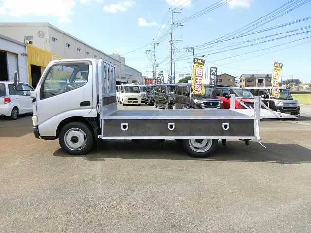 トヨタ ダイナ BDG-XZU304(2WD)の写真23