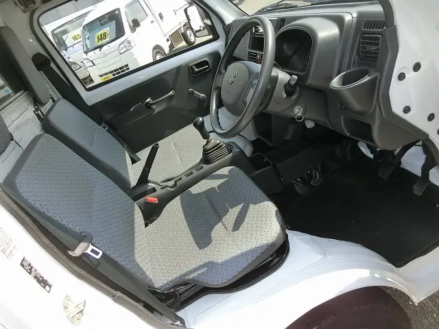 スズキ キャリイ EBD-DA16T(2WD)の写真3