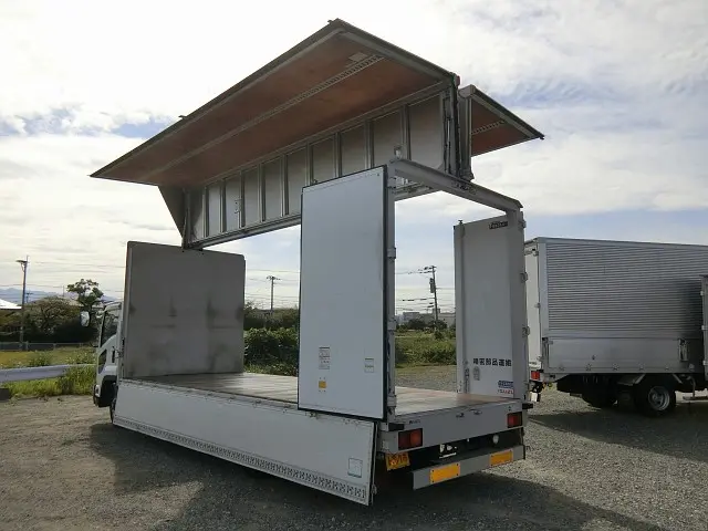 いすゞ フォワード PKG-FRR90T2(2WD)の写真17