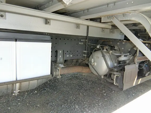 いすゞ フォワード PKG-FRR90T2(2WD)の写真23