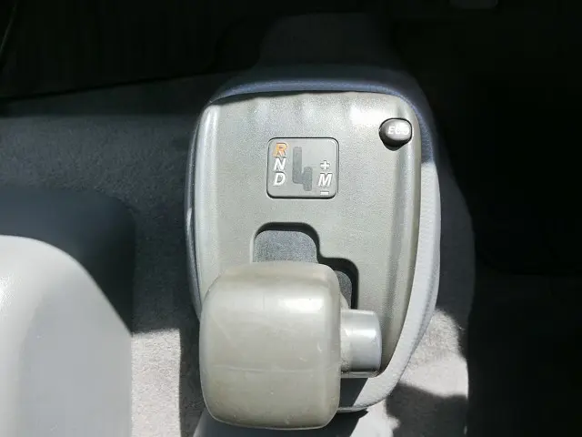 いすゞ フォワード PKG-FRR90T2(2WD)の写真27