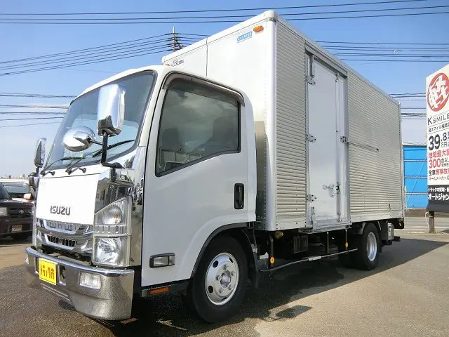 いすゞ エルフ SKG-NMR85N(2WD)の写真1