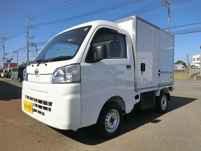 ダイハツ ハイゼットトラック EBD-S500P(2WD)の写真1