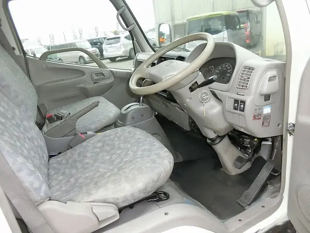 トヨタ トヨエース KR-KDY230(2WD)の写真3