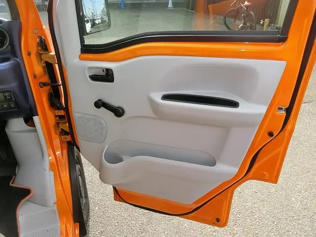 スズキ エブリイ HBD-DA17V(4WD)の写真26