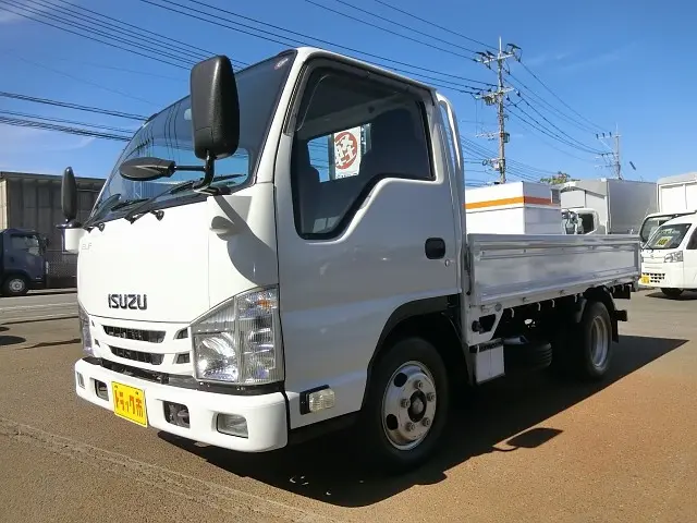 いすゞ エルフ BKG-NJR85A(2WD)の写真1