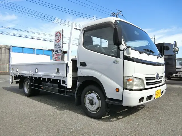 日野 デュトロ BDG-XZU414M(2WD)の写真6