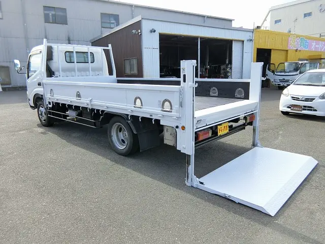 日野 デュトロ BDG-XZU414M(2WD)の写真13