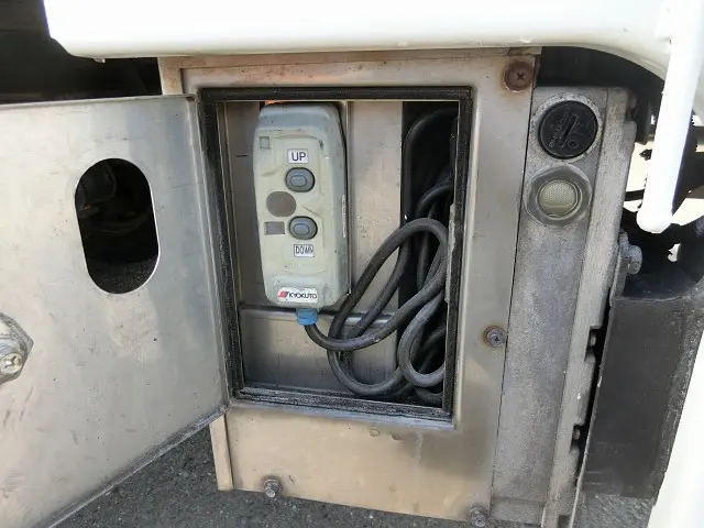 日野 デュトロ BDG-XZU414M(2WD)の写真25