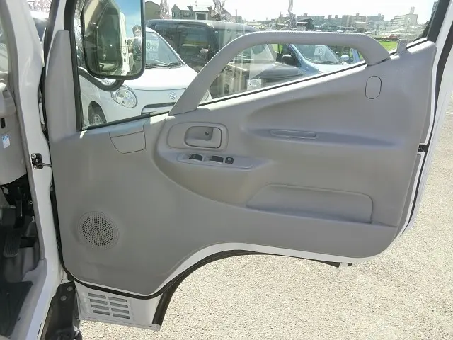 トヨタ トヨエース QDF-KDY231(2WD)の写真21