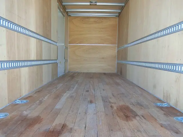 いすゞ エルフ BDG-NPR85AN(2WD)の写真10