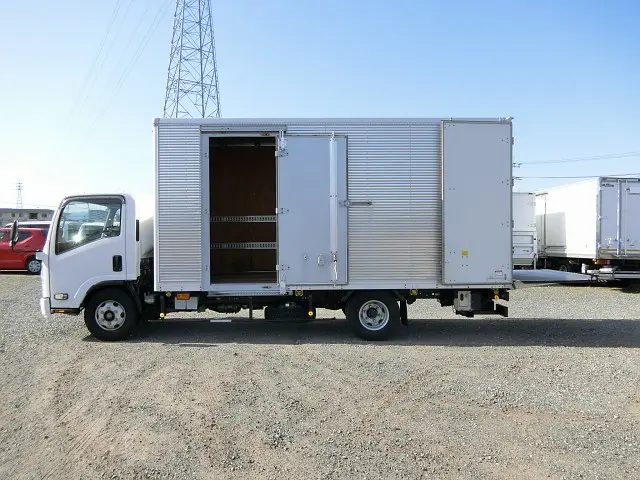 いすゞ エルフ BDG-NPR85AN(2WD)の写真17