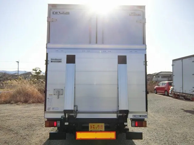 いすゞ エルフ BDG-NPR85AN(2WD)の写真32