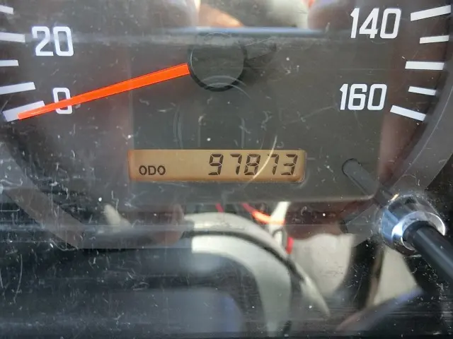 いすゞ エルフ TKG-NJR85AN(2WD)の写真4