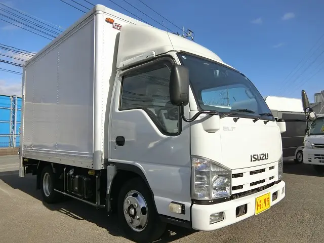 いすゞ エルフ TKG-NJR85AN(2WD)の写真6