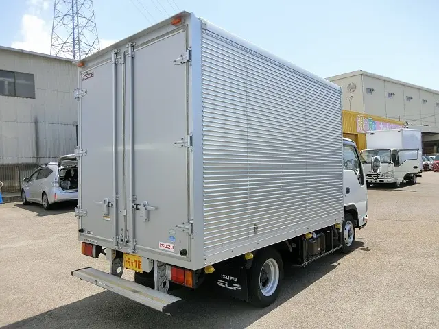 いすゞ エルフ TKG-NJR85AN(2WD)の写真2